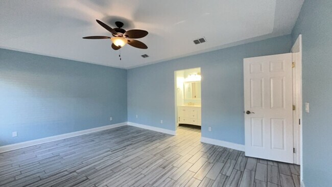 Building Photo - 3/2, 1 AC, Bring Your Boat & RV, Storage Shed + Shop