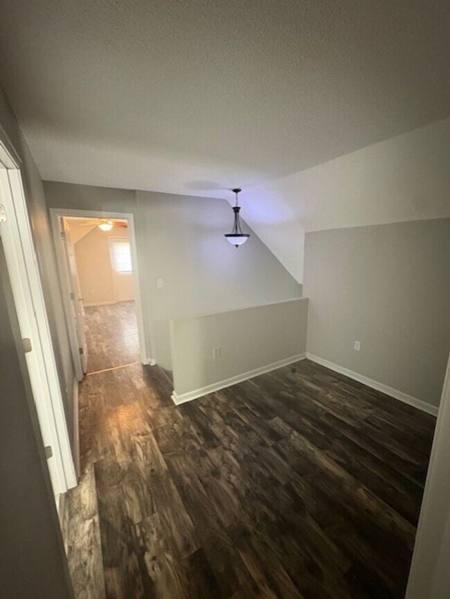 Building Photo - ?Bristol Gem: Modern 3-Bed House in Prime Bristol Location?