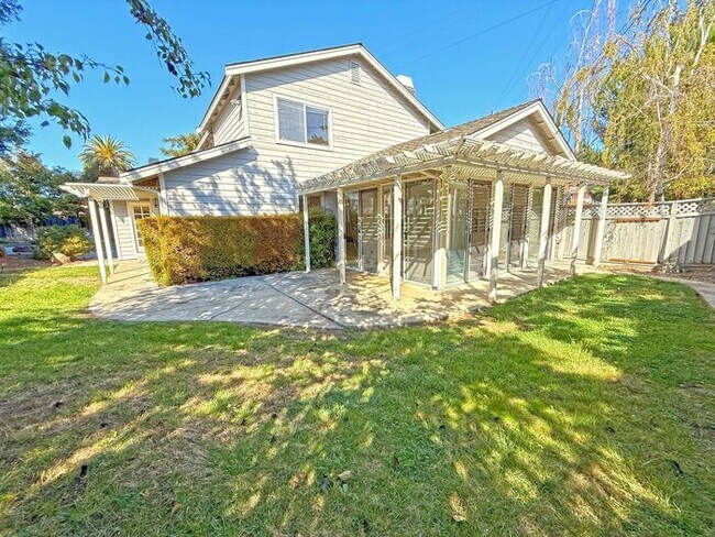 Building Photo - 11257 Bubb Rd