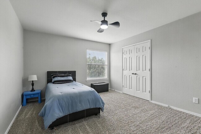 Building Photo - 12629 Shady Cedar Dr