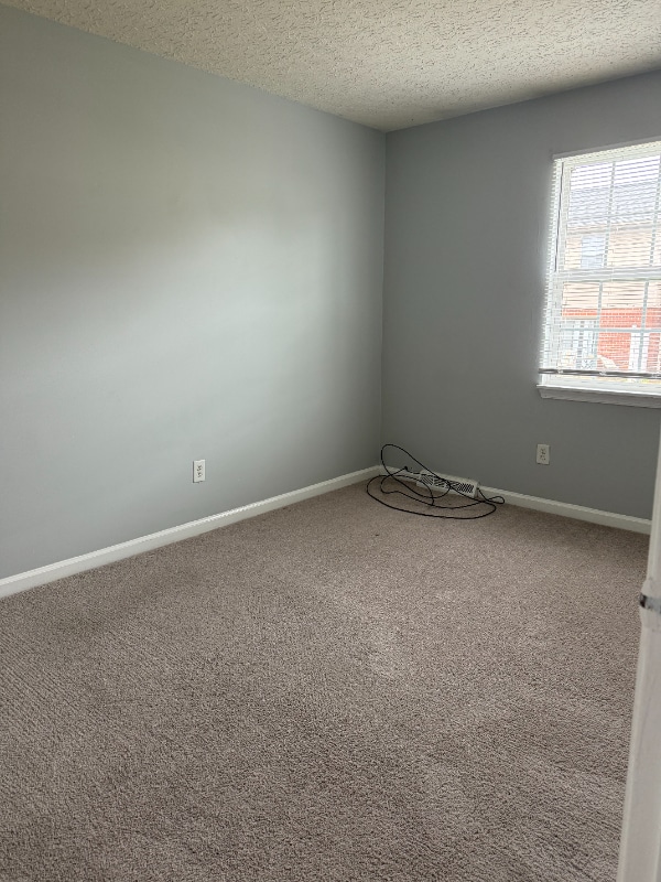 Building Photo - 53 Ferguson Dr