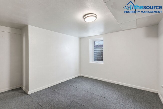 Building Photo - 1020 16th St