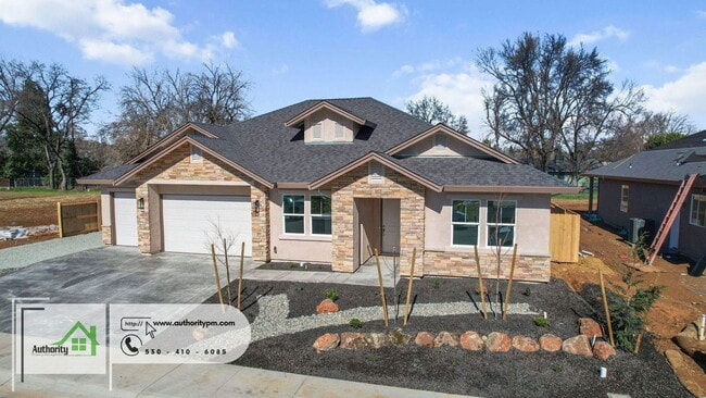Building Photo - 2836 River Dr
