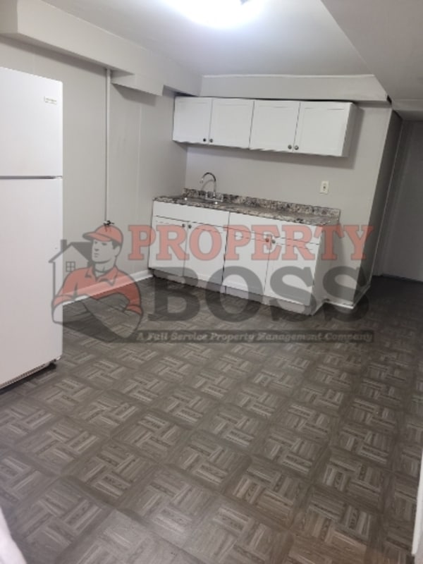 Building Photo - 2417 Tyler St