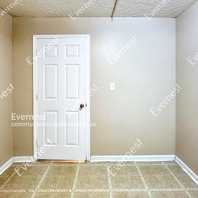 Building Photo - 425 Brunswick Cir