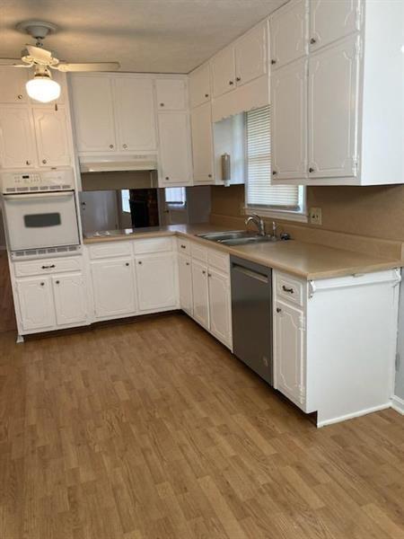 Building Photo - 5243 Pounds Dr N