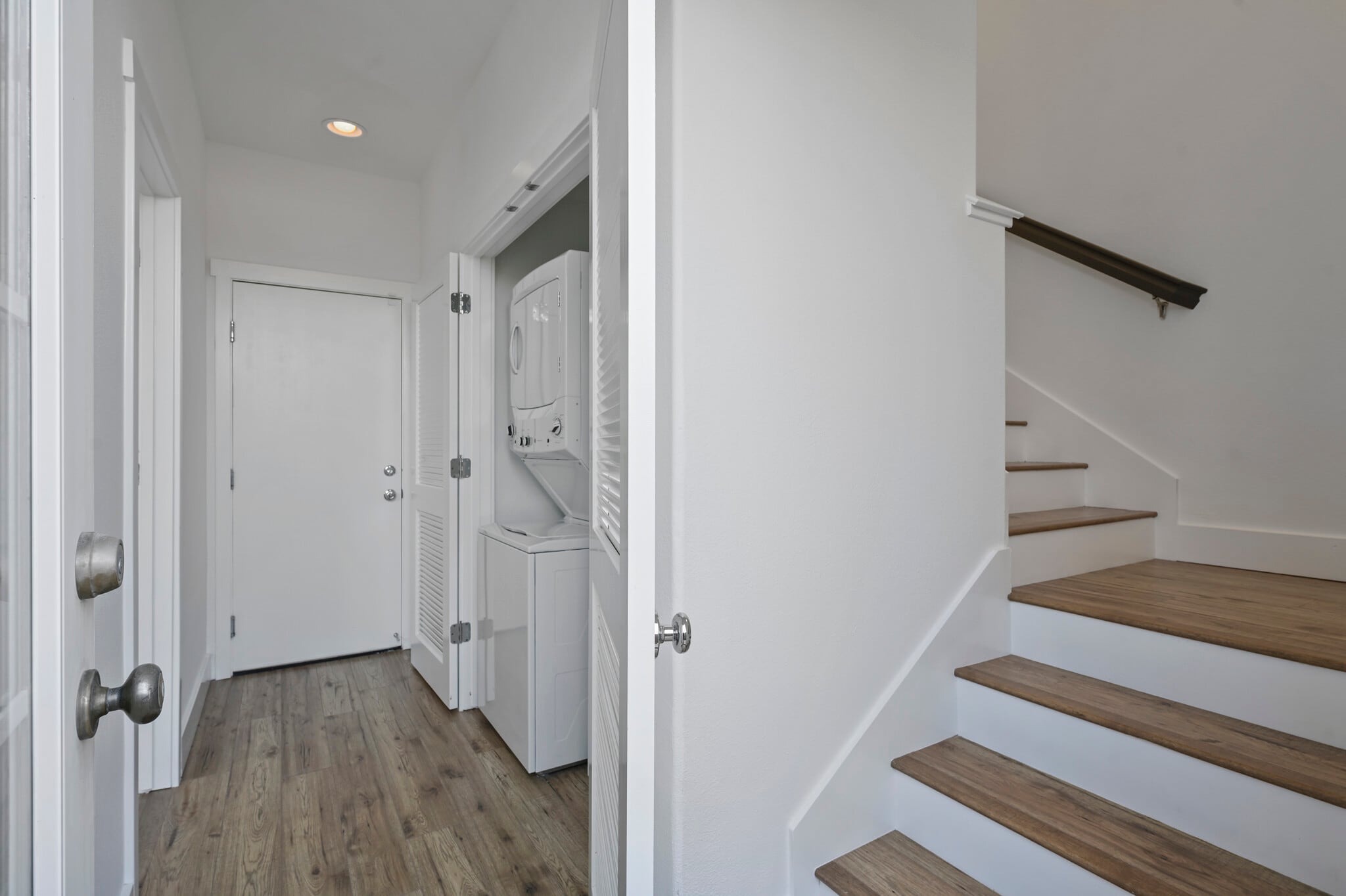 Building Photo - 12 Merrydale Ct