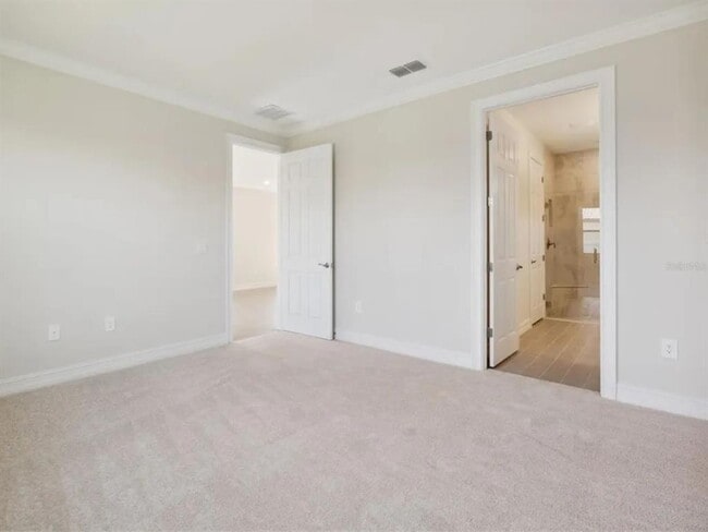 Building Photo - 309 Palestro St