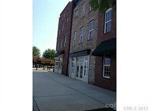 Building Photo - 105 Singleton Rd