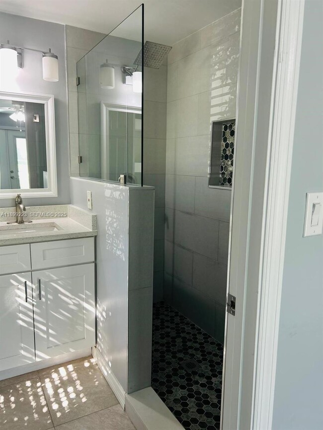 Building Photo - 2013 Finland Dr