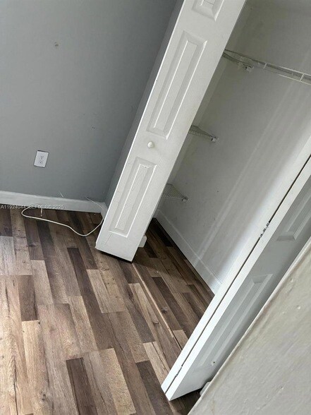 Building Photo - 3003 NW 45th St