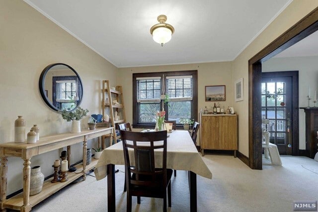Building Photo - 348 Evergreen Pl