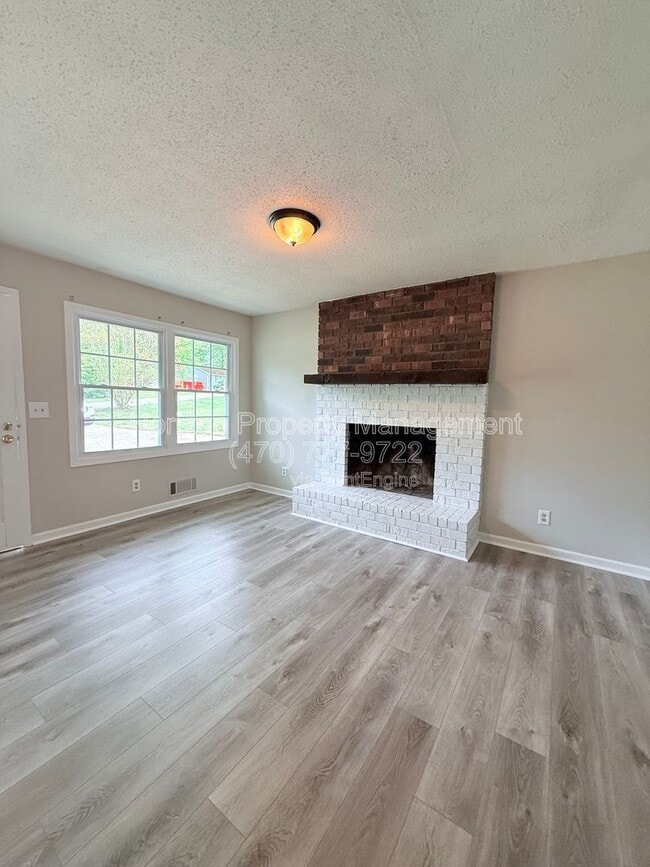 Building Photo - 5035 Merlin Dr