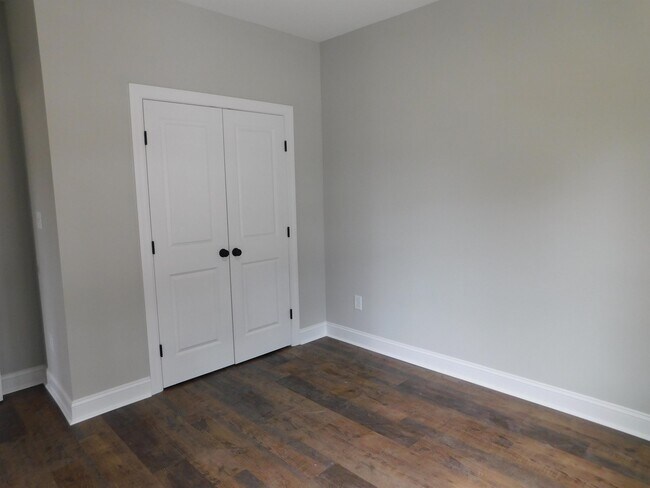 Building Photo - 891 Forehand Rd