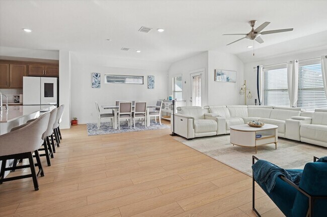 Building Photo - 4806 Marlin Hl Dr