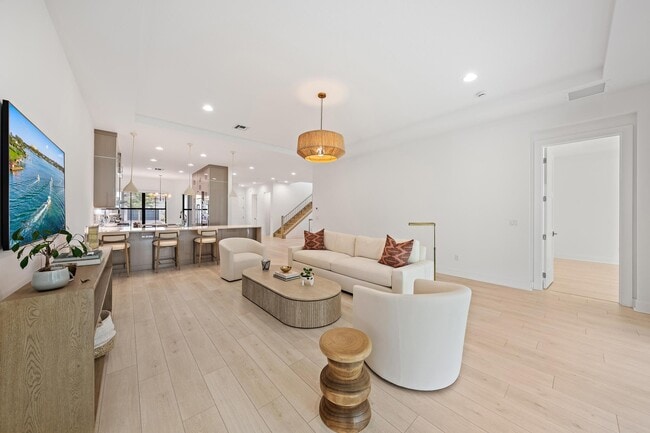 Building Photo - 13185 Faberge Pl