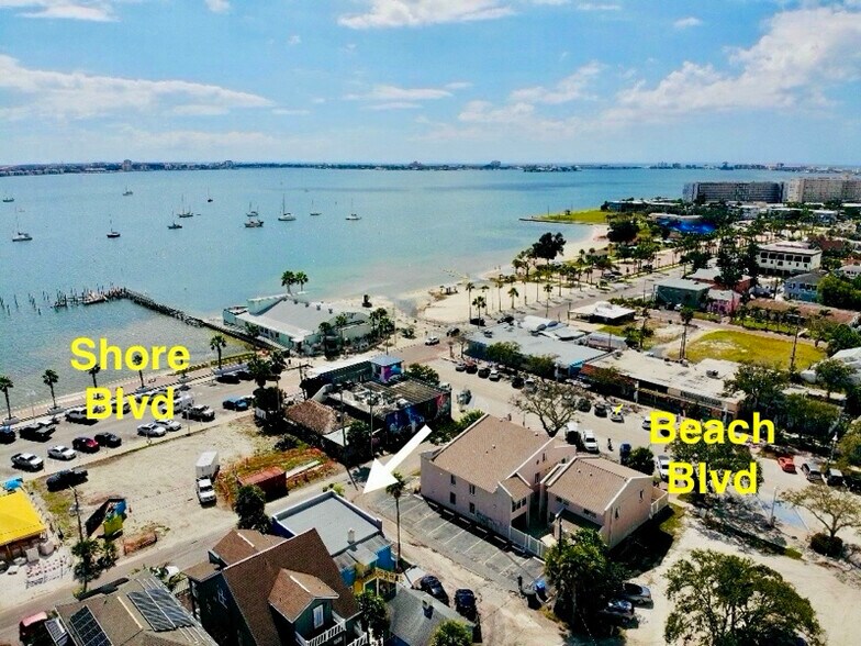 Building Photo - 5437 Essex Ave S