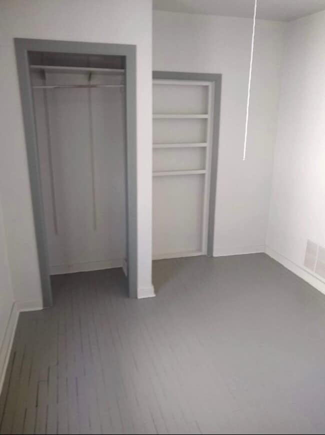 Building Photo - $795 - 2 bed 1 bath - Single Family Home