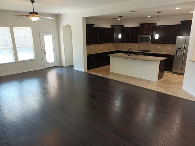 Building Photo - 1704 Freedom Dr