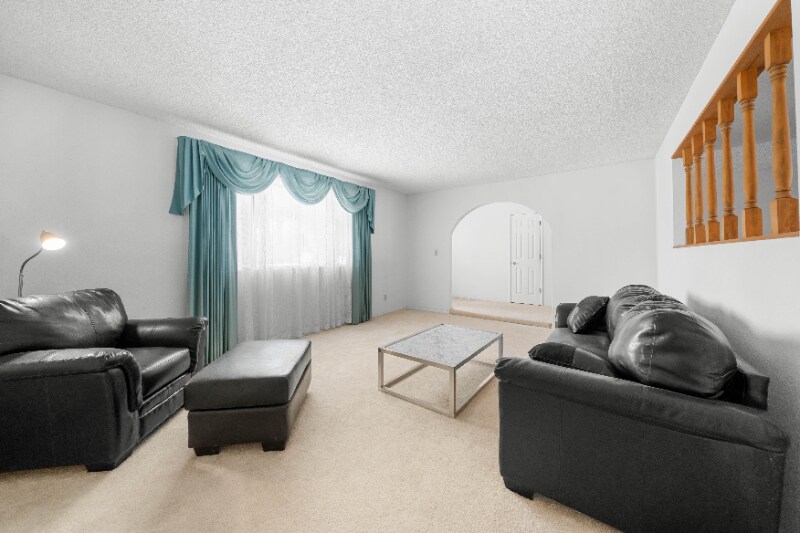 Building Photo - 1349 Cholla Cir