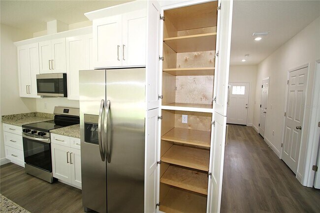 Building Photo - 8990 Glenarm Way