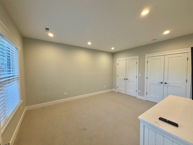 Building Photo - 4524 Sterling Rd