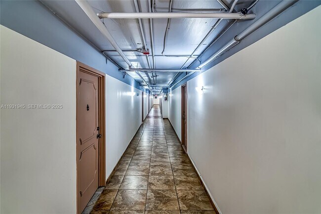 Building Photo - 210 172nd St