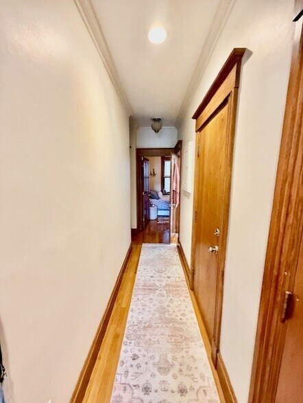 Building Photo - 13 Worcester St