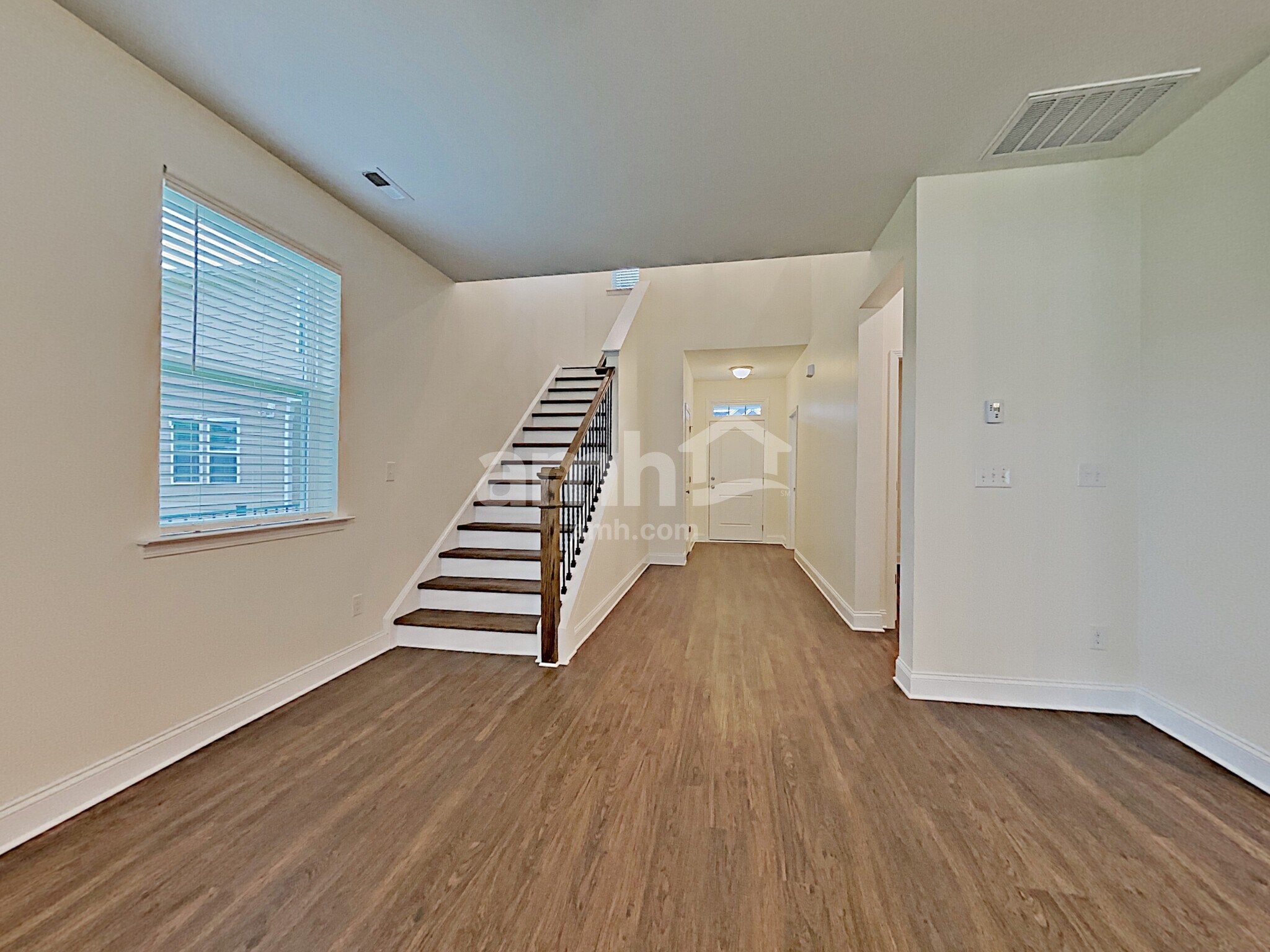 Building Photo - 112 Samara Ln