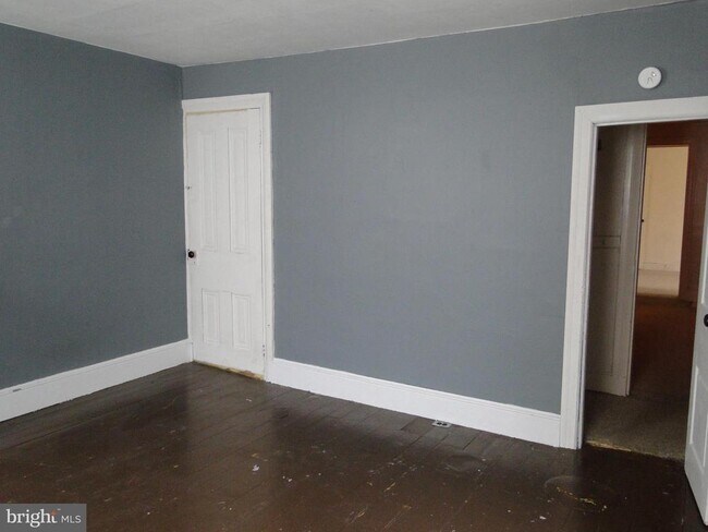 Building Photo - 2116 Allentown Rd