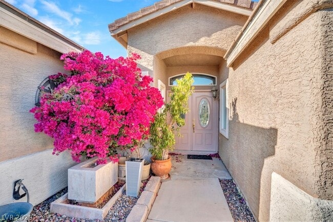 Building Photo - 8216 Rusty Sandstone Ct