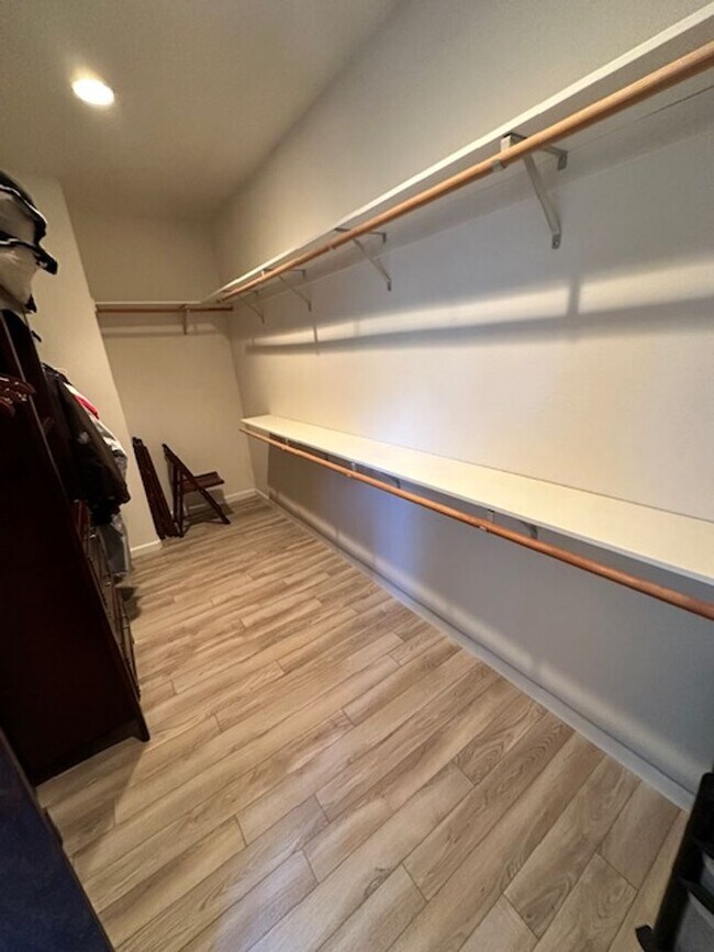 Building Photo - Large and lovely 3Bd home in the Tahoe Keys!! Call me today to view!