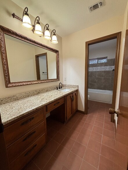 Building Photo - 1620 Rider Rd