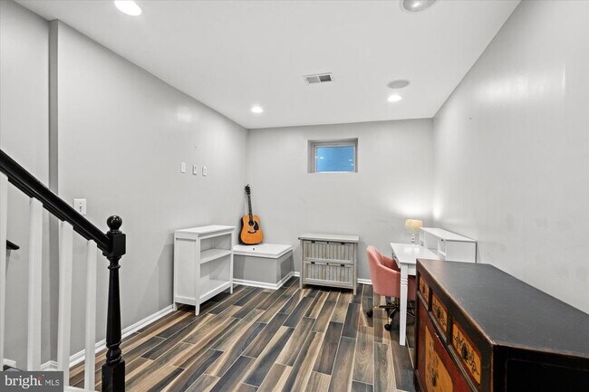 Building Photo - 4416 34th St S