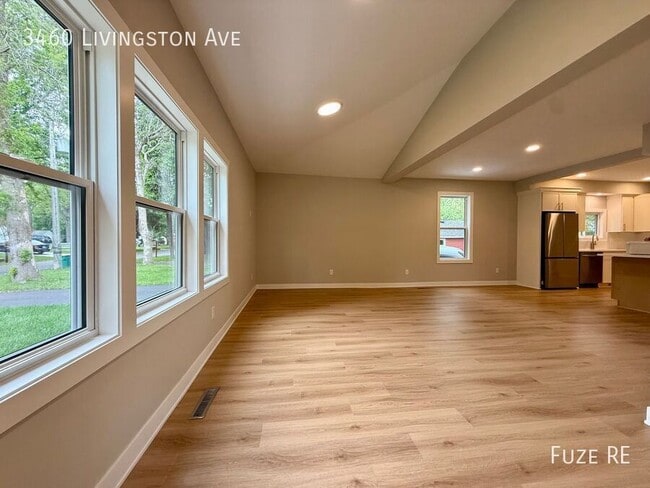 Building Photo - 3460 Livingston Ave