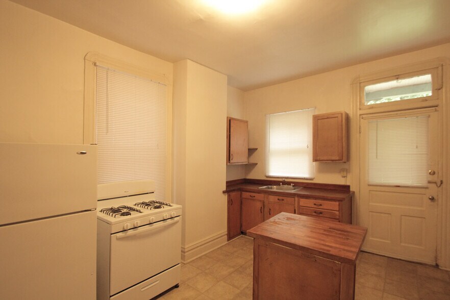Building Photo - 308 S Trenton Ave