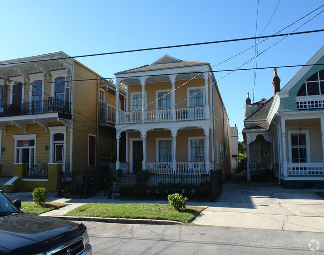Primary Photo - 1424 Josephine St