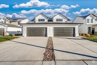 Building Photo - Fox Creek-Maggie Plan