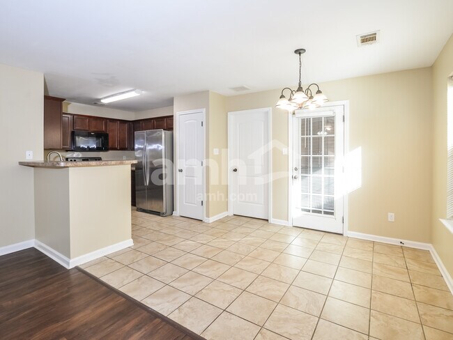 Building Photo - 10249 Sterling Ridge Dr