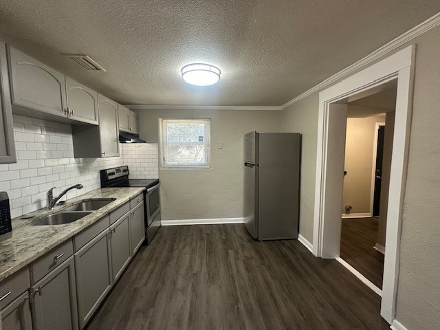 Building Photo - 3 Bedroom Single-Family Home