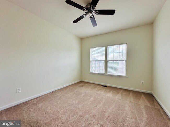 Building Photo - 7396 Brunson Cir