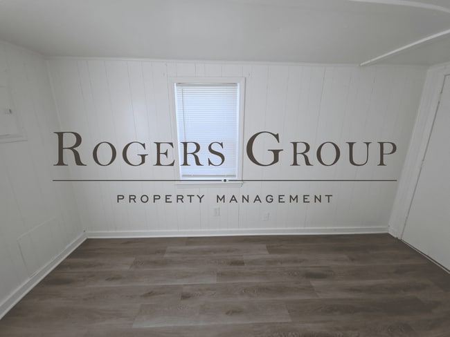 Building Photo - 215 Mineral Springs Rd