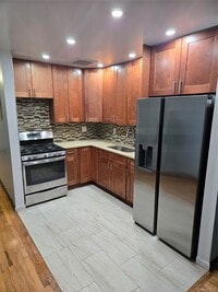 Building Photo - 3809 Barnes Ave