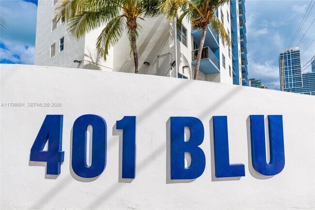 Building Photo - 401 69th St