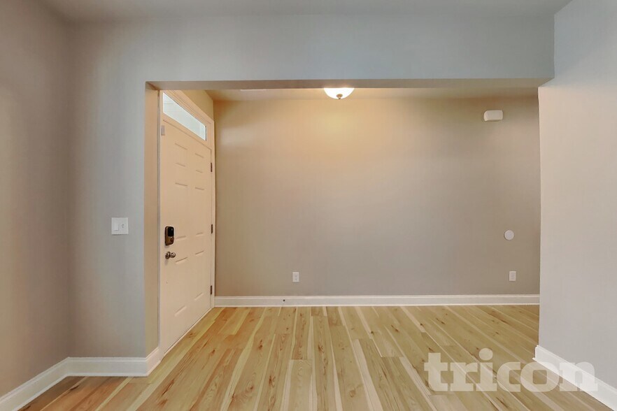 Building Photo - 165 Lynnridge Dr