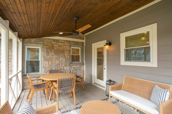 Building Photo - 106 Walnut Hill Dr