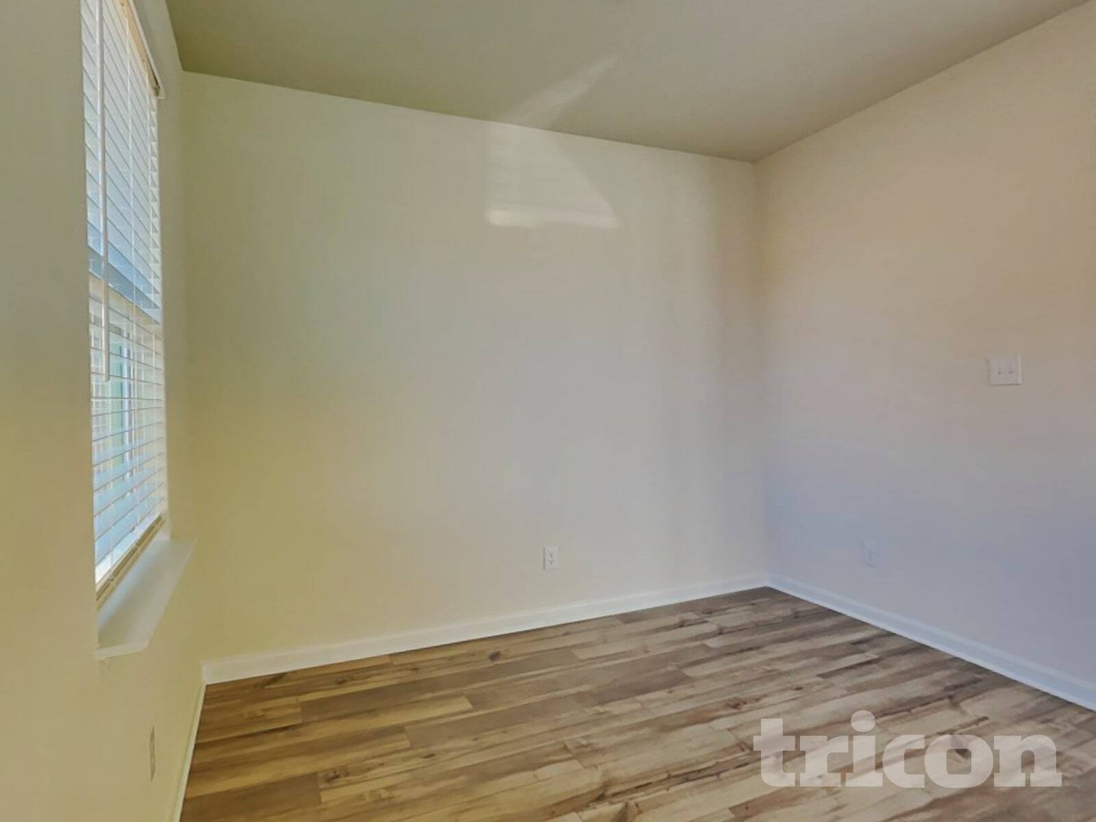 Building Photo - 1903 Belmont Dr