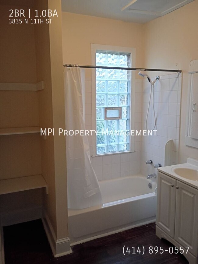 Building Photo - 3835 N 11th St