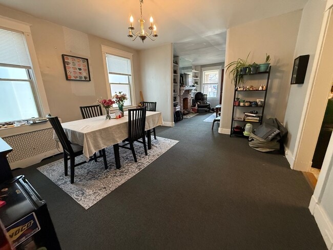 Building Photo - 5921-5923 Nicholson Street