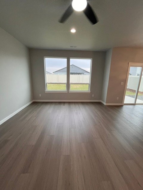 Building Photo - 10484 W Teratai St